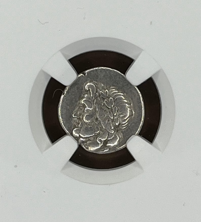 トリオボル銀貨